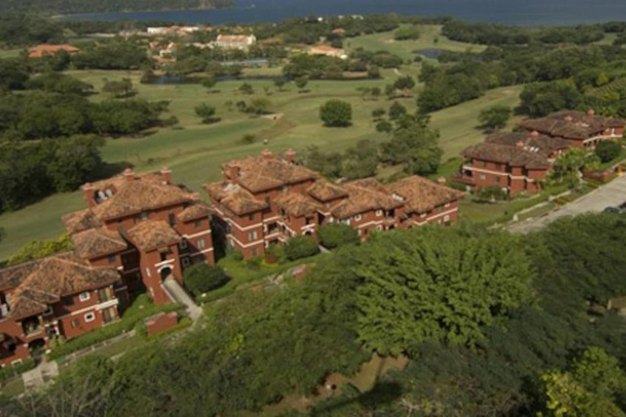 Exclusive Home On Golf Course At Reserva Conchal Is Stunning Inside And Out Плайя-Кончаль Экстерьер фото